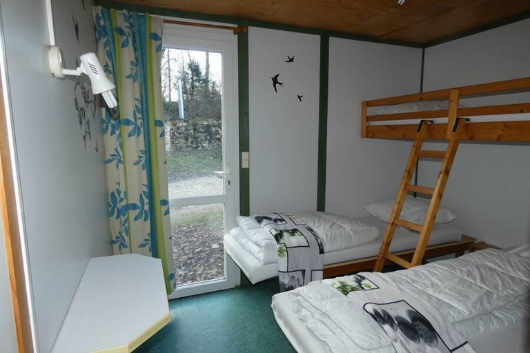 Bedroom 2, Les Chalets d'Argentouleau, Dordogne
