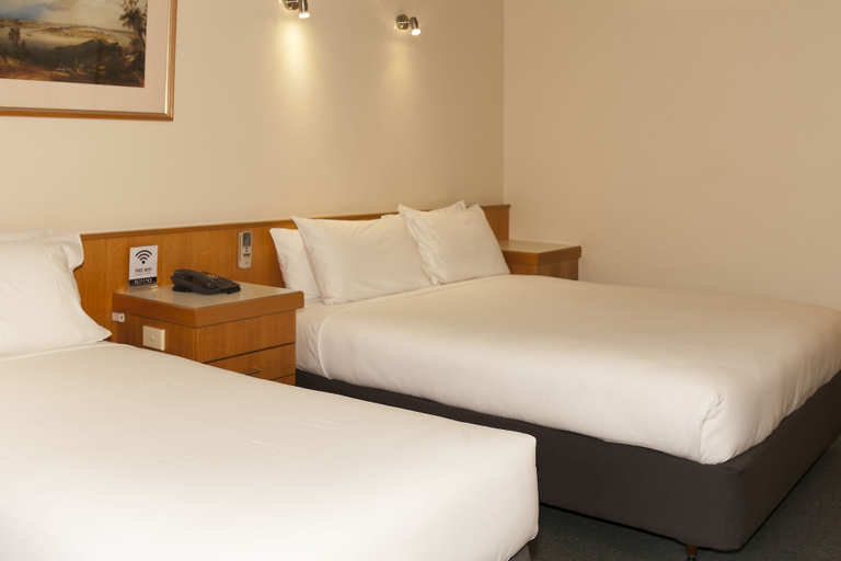 Bedroom 3, Echuca Nirebo Motel, Campaspe - Echuca
