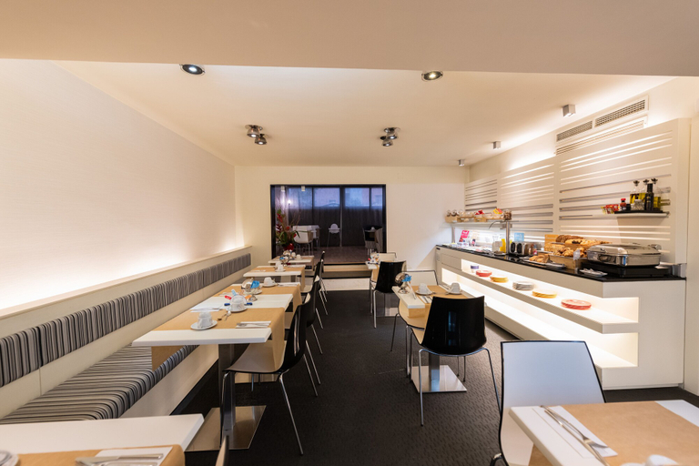 Food & Drinks 5, Atenea Rekord Suites Barcelona, Barcelona