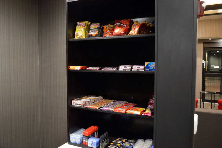 Food & Drinks 5, Best Western Plus Stevens County Inn, Stevens