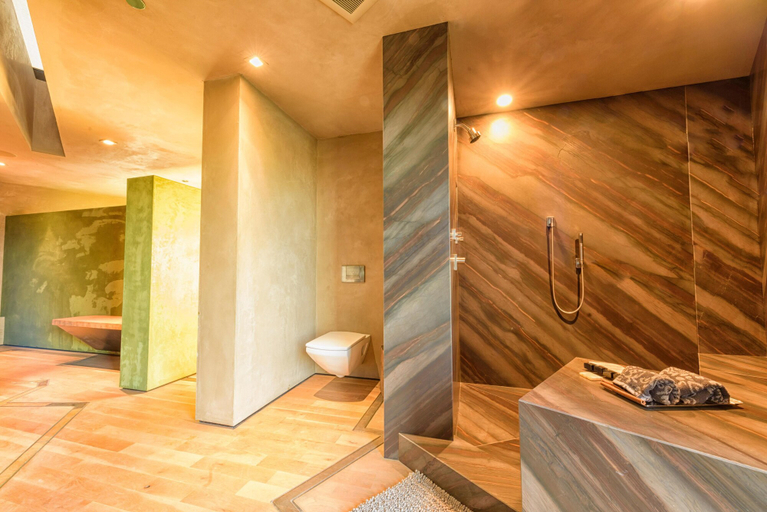 Bathroom 4, Lx21: 360 Ocean View, Monterey