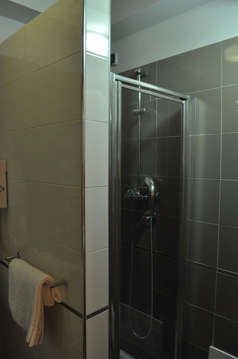 Bathroom 4, Aer Hotel Phelipe, Catanzaro