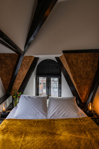 Bedroom 3, Sotel Amsterdam Central Station, Amsterdam