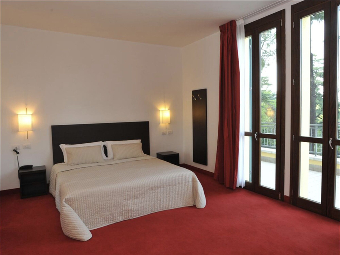 Bedroom 4, Villa del Sasso, Bologna