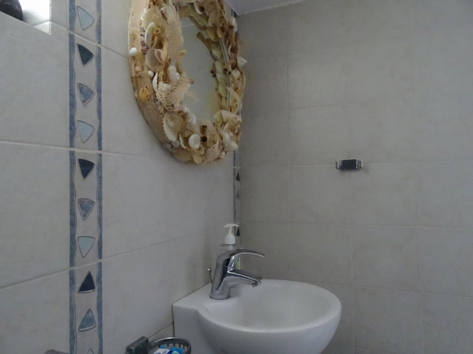 Bathroom, NAMA Beach House, South Aegean