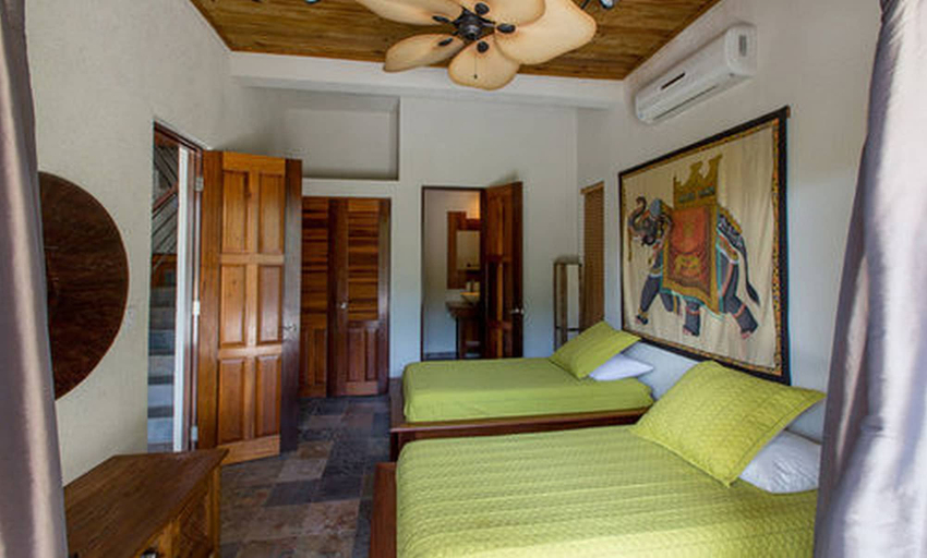 Bedroom 4, Xbalanque, Roatán