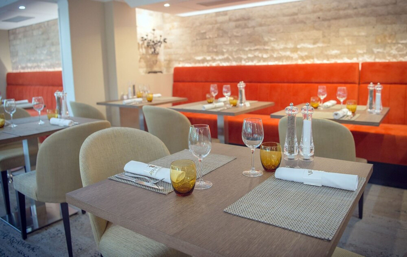 Food & Drinks 5, Hotel Lou Castelet, Alpes-Maritimes