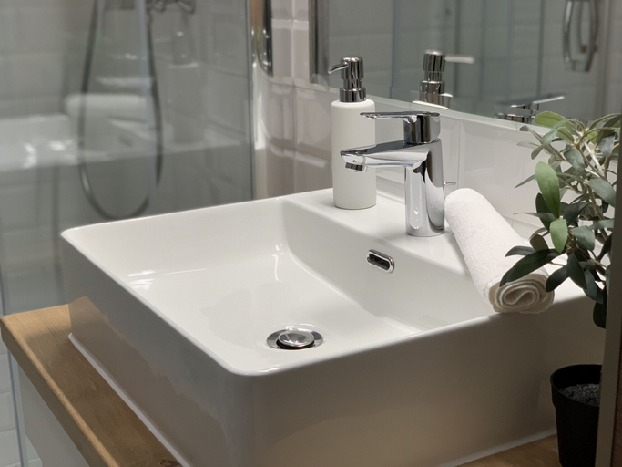 Bathroom 3, Berill Suites, Sárvár