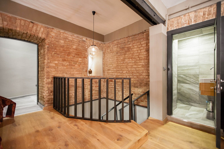 Living area 3, Studio with Hot Tub, Beyoğlu