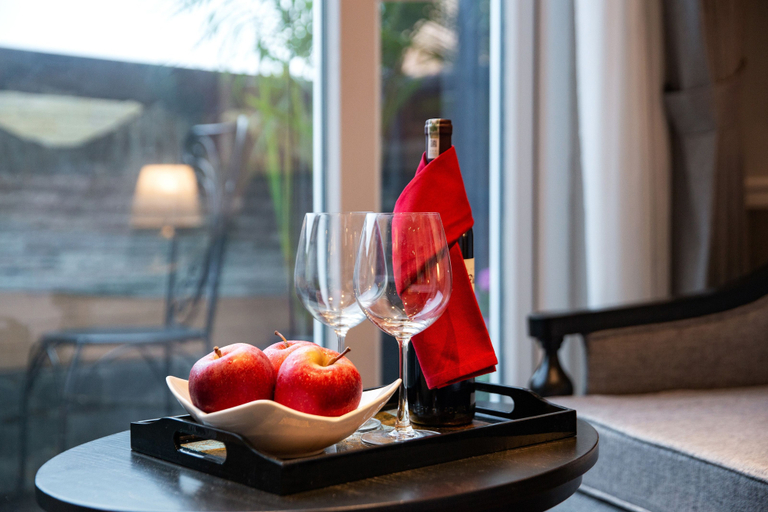 Food & Drinks 5, Acoustic Hotel & Spa, Hoàn Kiếm