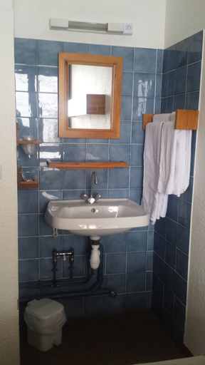 Bathroom 4, Hotel le YAKA, Pyrénées-Orientales