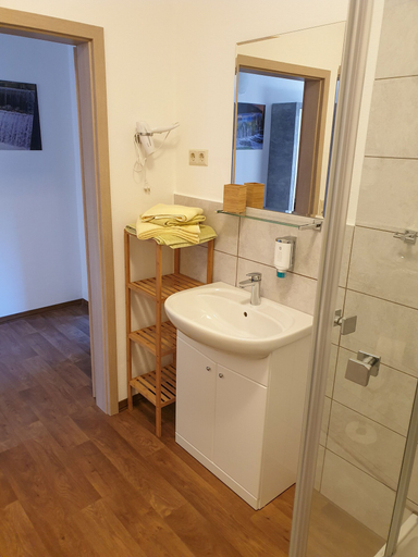 Bathroom 4, Spreeblick Apartments, Bautzen