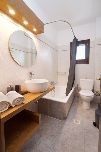 Bathroom 5, Tettix Summer House, Ionian Islands