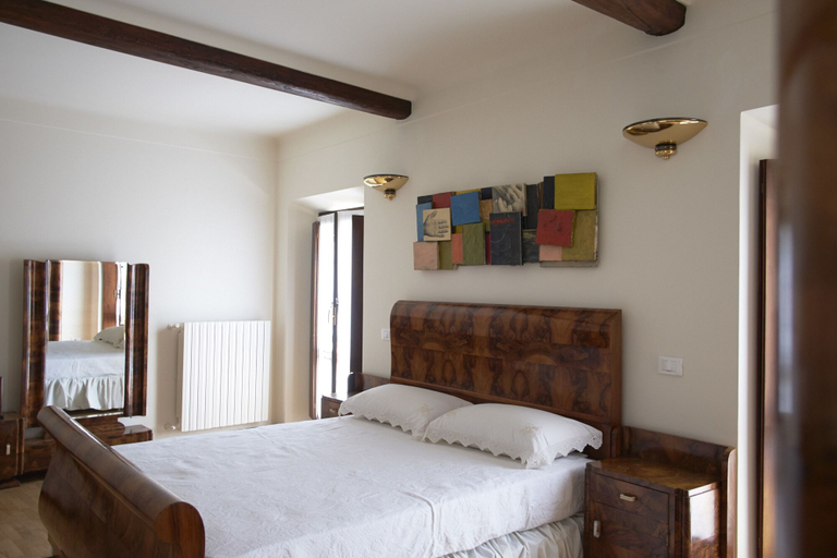 Bedroom 3, Casa Schirolli, Mantua