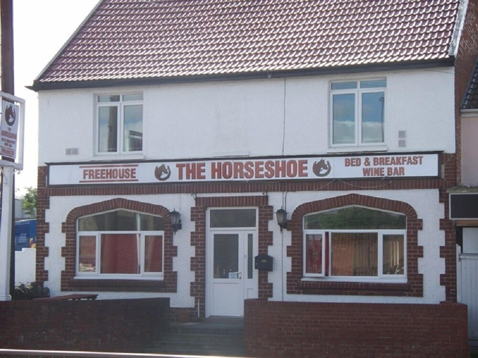 Exterior & Views 2, THE HORSESHOE BED AND BREAKFAST, Bristol