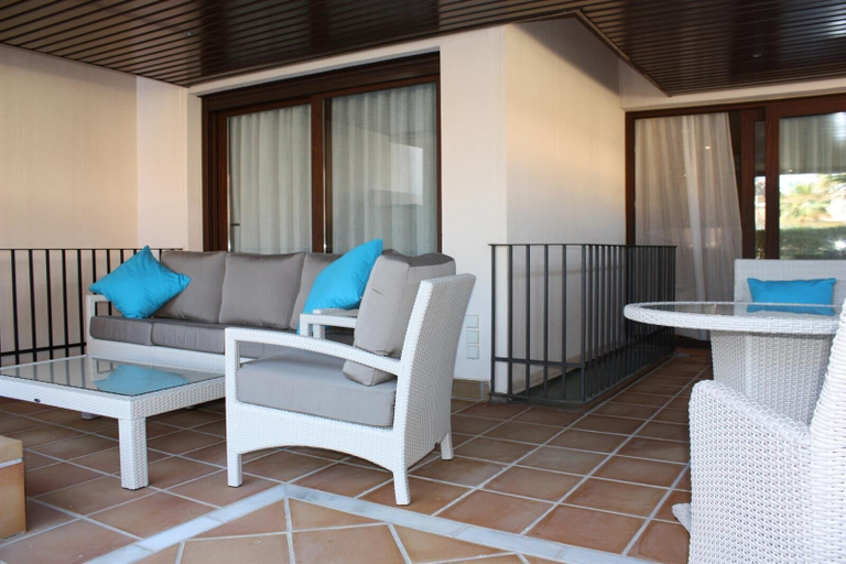Others 3, Beach Apartment with Private Pool, Málaga