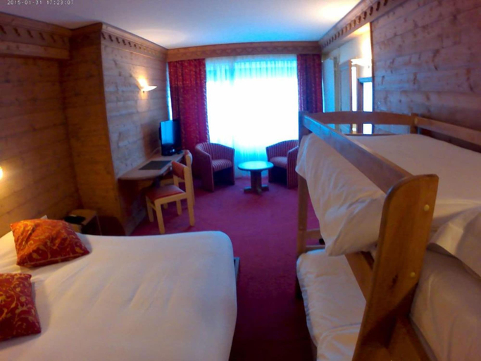 Bedroom 4, Hotel le Chalet, Isère