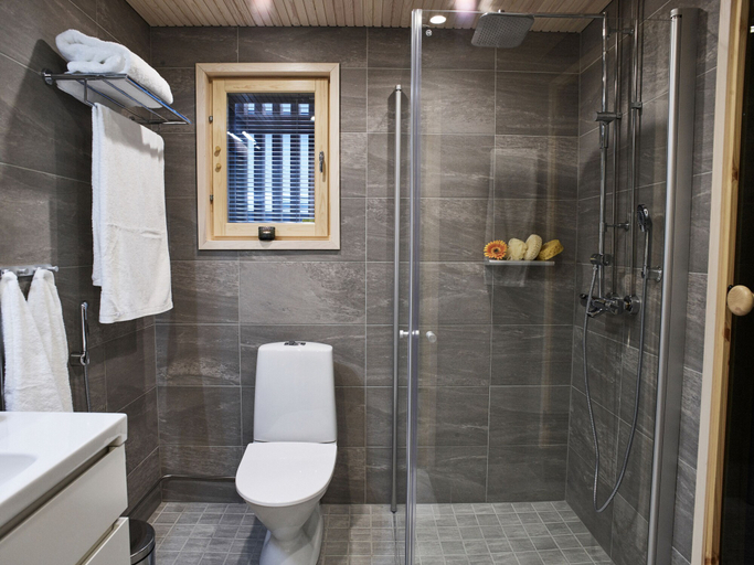 Bathroom 5, Nova Skyland Hotel, Lapland