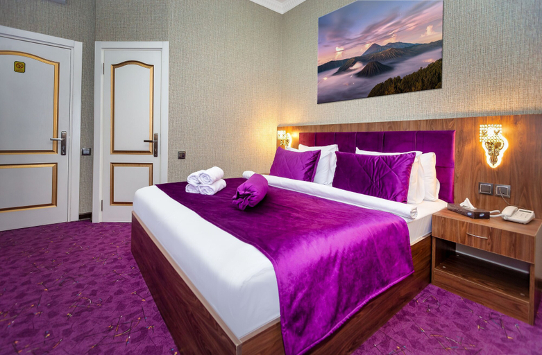 Bedroom 3, Center Hotel Baku, Baku