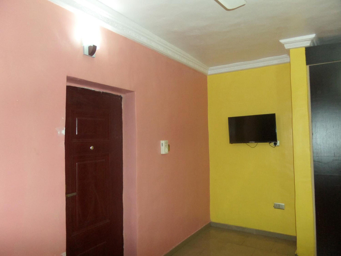 Others 4, De Zone Hotel LTD, Alimosho