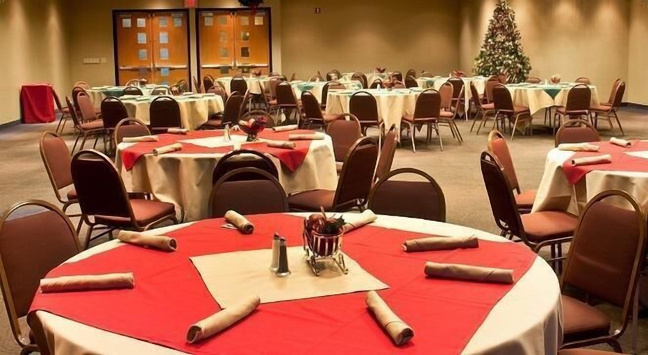Food & Drinks 5, The Lodge at Cliff Castle Casino, Yavapai