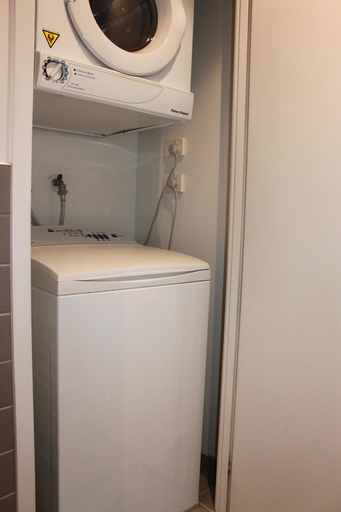 Bathroom 4, Waterfront Highrise Apartment, Waitakere