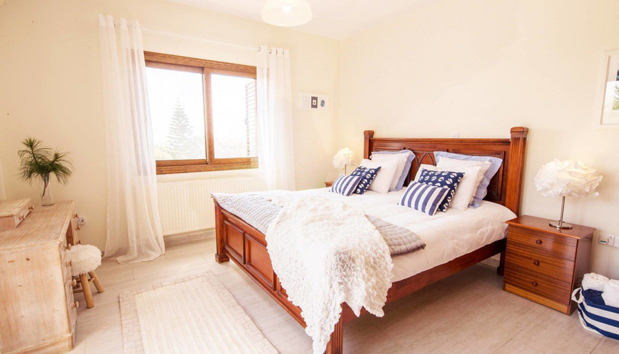 Bedroom 3, Villa Mojito