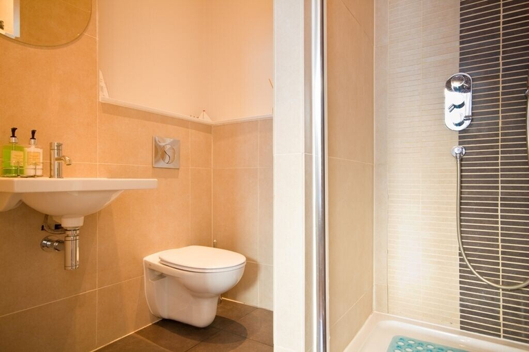 Bathroom 3, Gresham House 2-bed, East Sussex