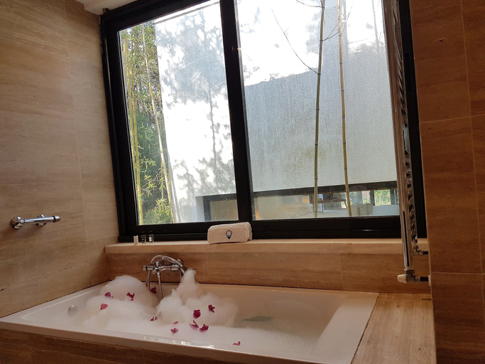 Bathroom 4, Aroeira Paradise Villa by Host-Point, Almada