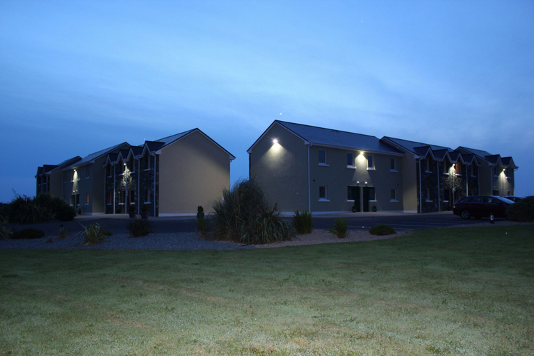 Exterior & Views 2, Connemara Sands Beach Hotel & Spa