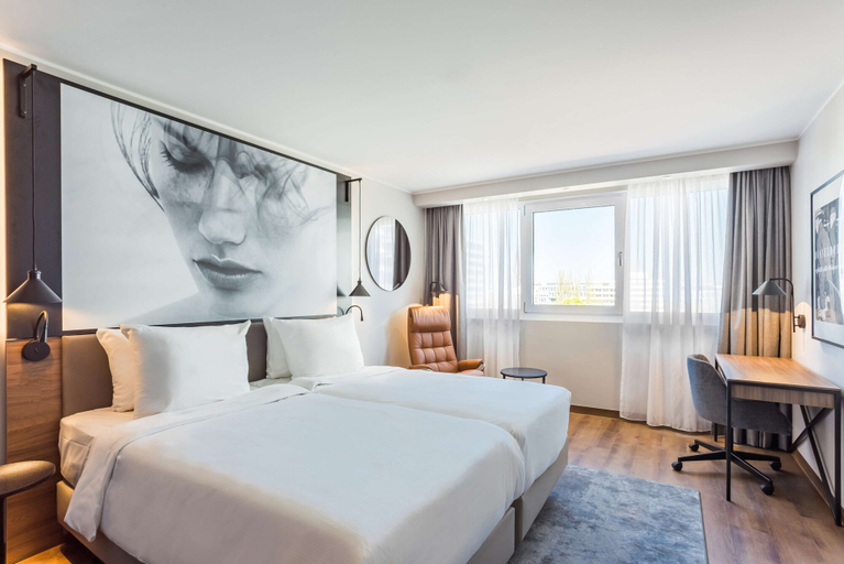 Bedroom 3, Radisson Blu Conference Hotel, Düsseldorf, Düsseldorf