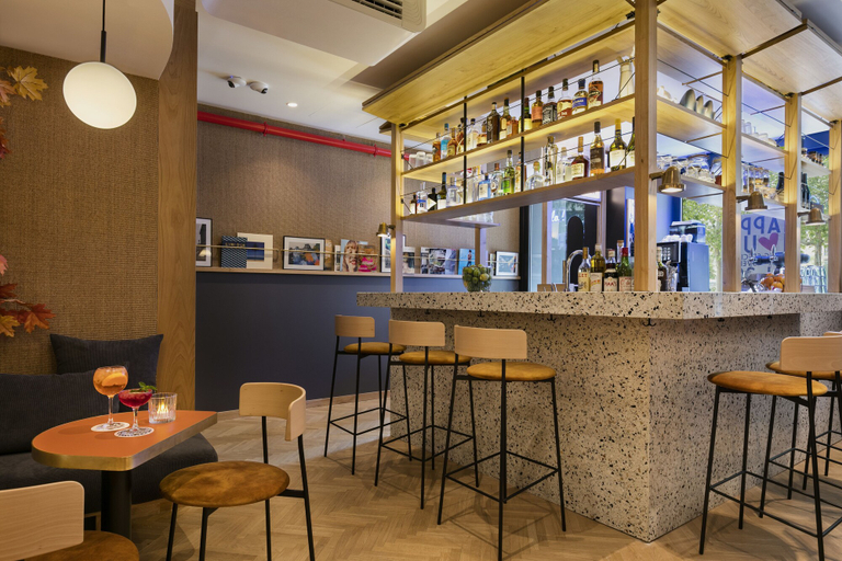 Food & Drinks 5, Oh La La! Hotel bar - Paris Bastille, Paris