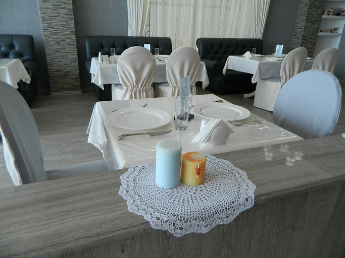 Food & Drinks 5, Mandarin Hotel & Fitness Center, Aqtau