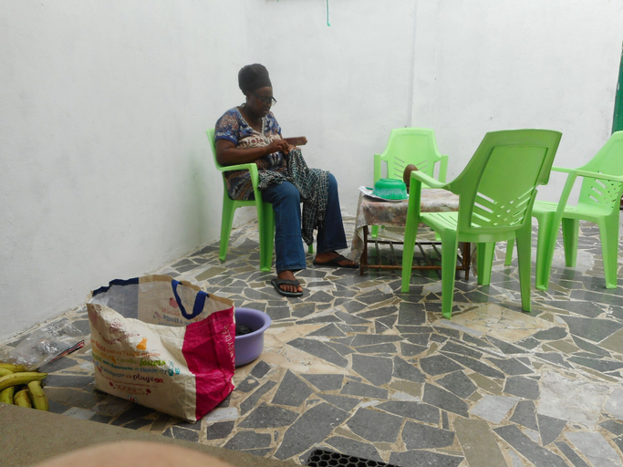 Others 3, Kimis Place, Wouri