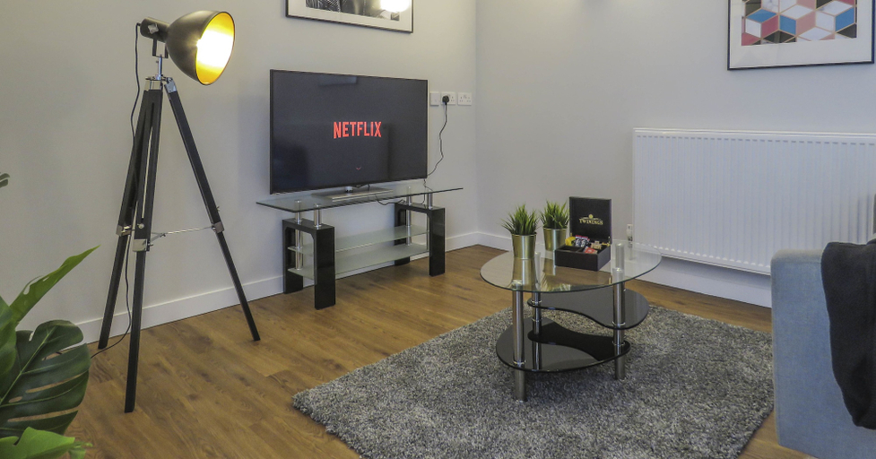 Others 5, Tudors eSuites Birmingham Apartments with Gated Parking, Birmingham