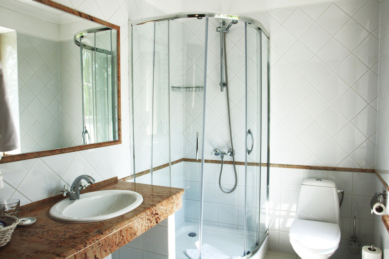 Bathroom 4, Dwór Sieraków, Wieliczka