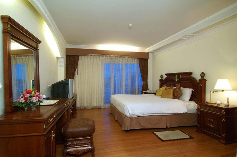 Bedroom 4, LK Metropole Pattaya, Pattaya