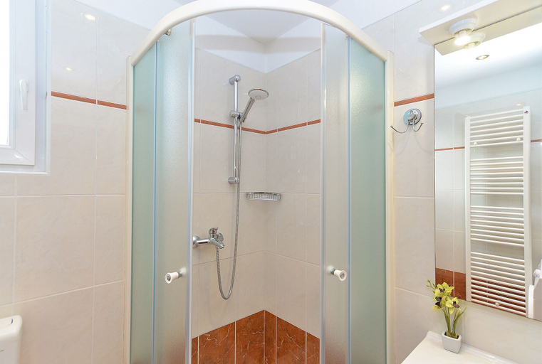 Bathroom 4, Apartment 1064, Rovinj