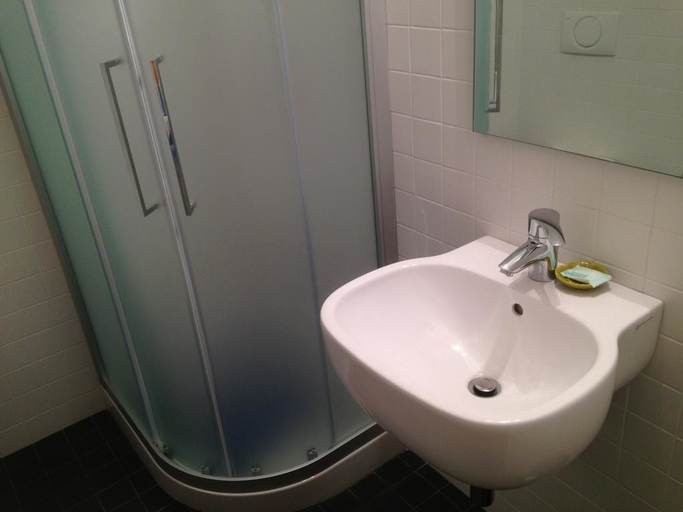 Bathroom 5, Bed & Breakfast San Lazzaro Room, Bologna