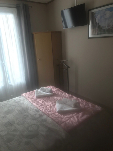 Bedroom 3, Hotel Du Gave, Hautes-Pyrénées