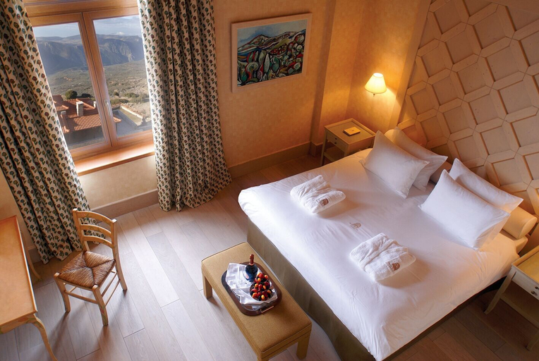 Bedroom 3, Santa Marina Arachova Resort & Spa, Central Greece