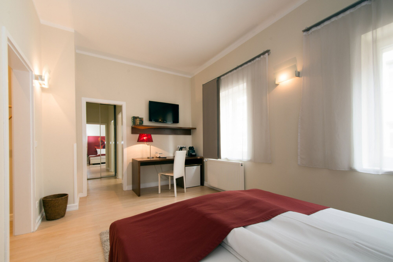 Bedroom 2, Living am Carlsplatz, Düsseldorf