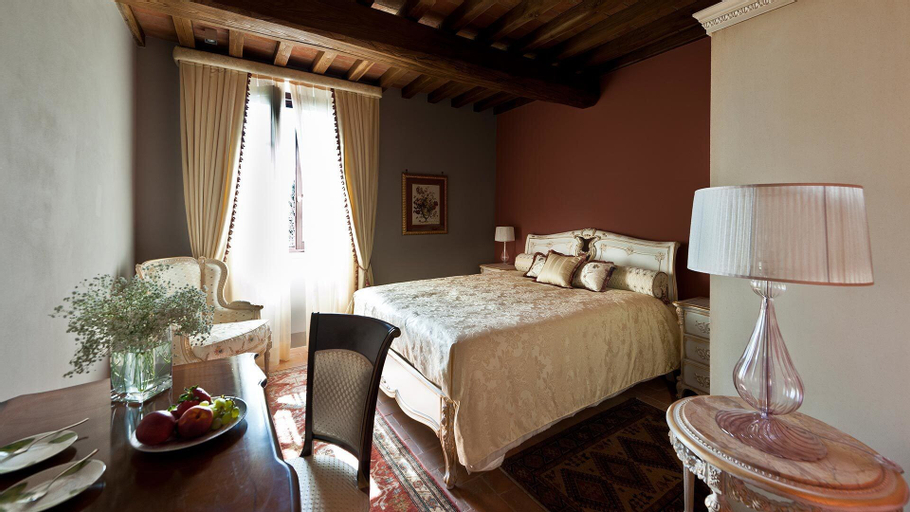 Bedroom 4, Villa Armena, Siena