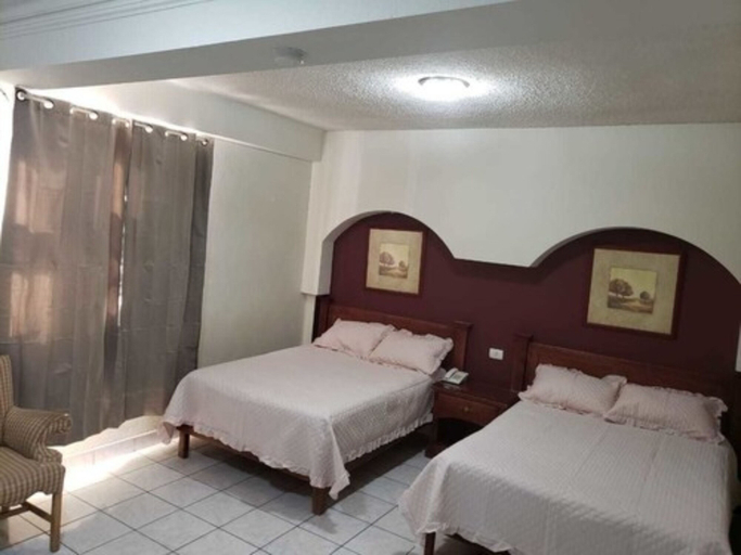 Bedroom 3, Hotel Baeza, Saucillo