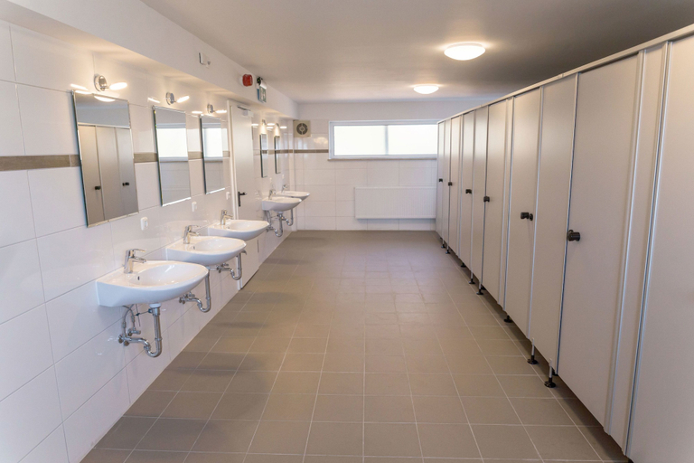 Bathroom 5, BHQ - BoardingHouse Quickborn - Hostel, Pinneberg