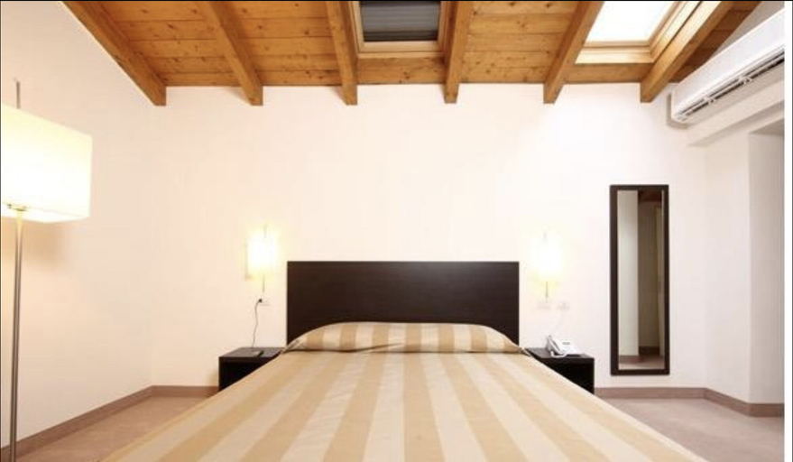 Bedroom 3, Villa del Sasso, Bologna