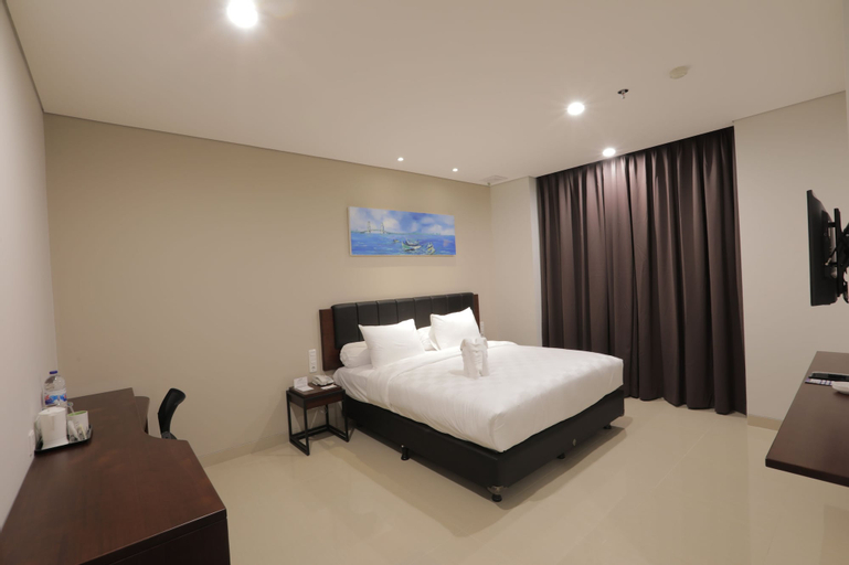 Bedroom 12