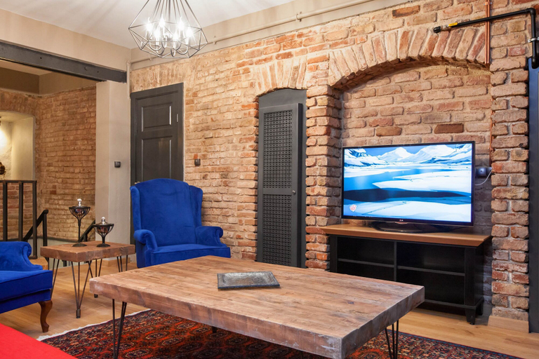 Living area 2, Studio with Hot Tub, Beyoğlu