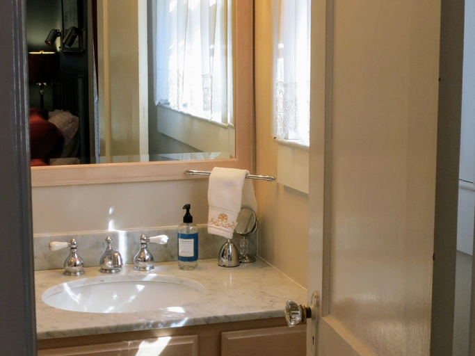 Bathroom, Greenwood Bed and Breakfast, Atlanta