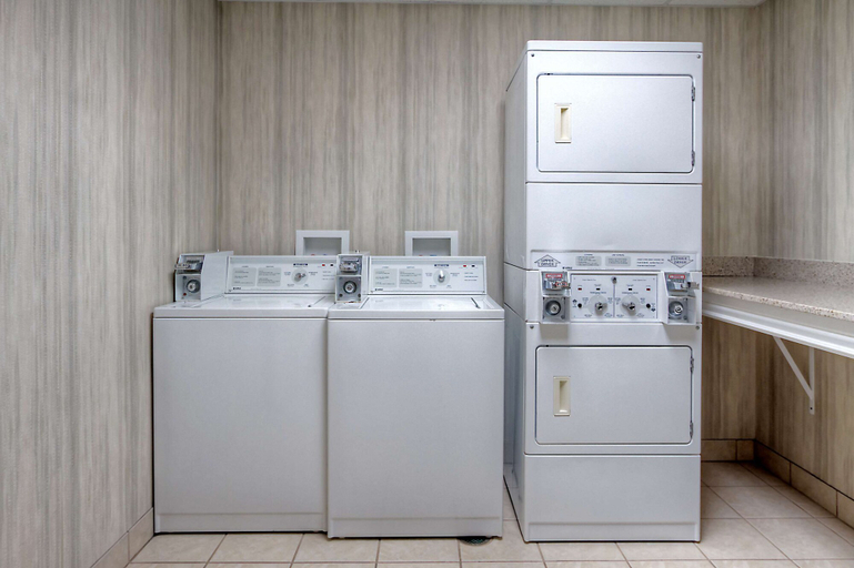 Others 5, Hampton Inn Russellville, Pope